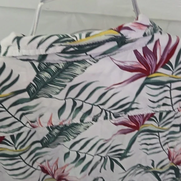 Goodfellow & Co tropical short sleeve shirt - Picture 8 of 9